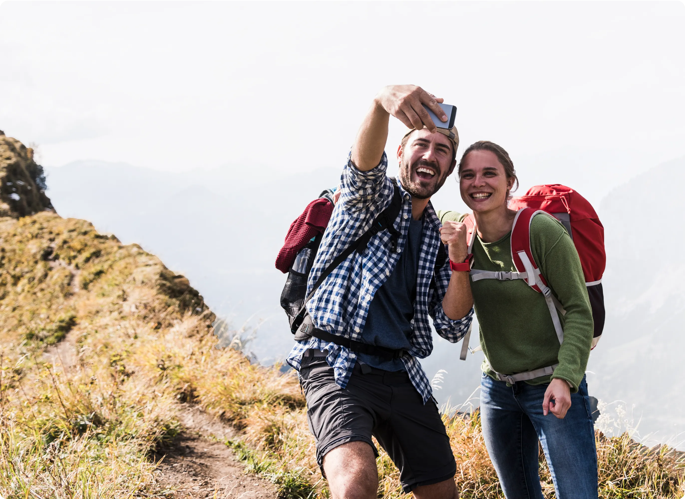 Túrázók a hegyekben