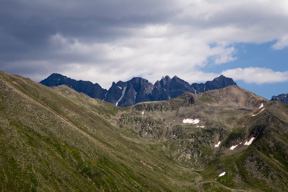 Háromezres csúcsok a Kackar hegységben