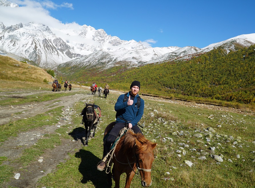 Grúzia lovaglás kalandtúra Ushguli