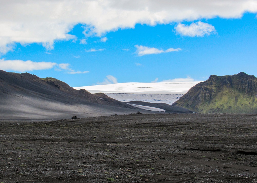 Laugavegur trekking Izland gyalogtúra csoporttal kalandutazás