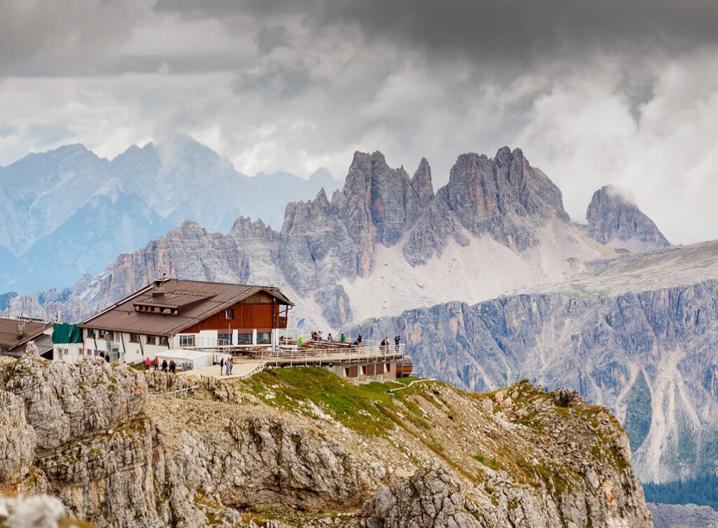 Lagazuoi,Mountain,Hut,In,Italy