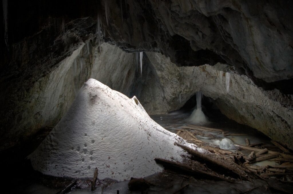 Focul,Viu,Ice,Cave,From,Apuseni,Natural,Park,,Romania