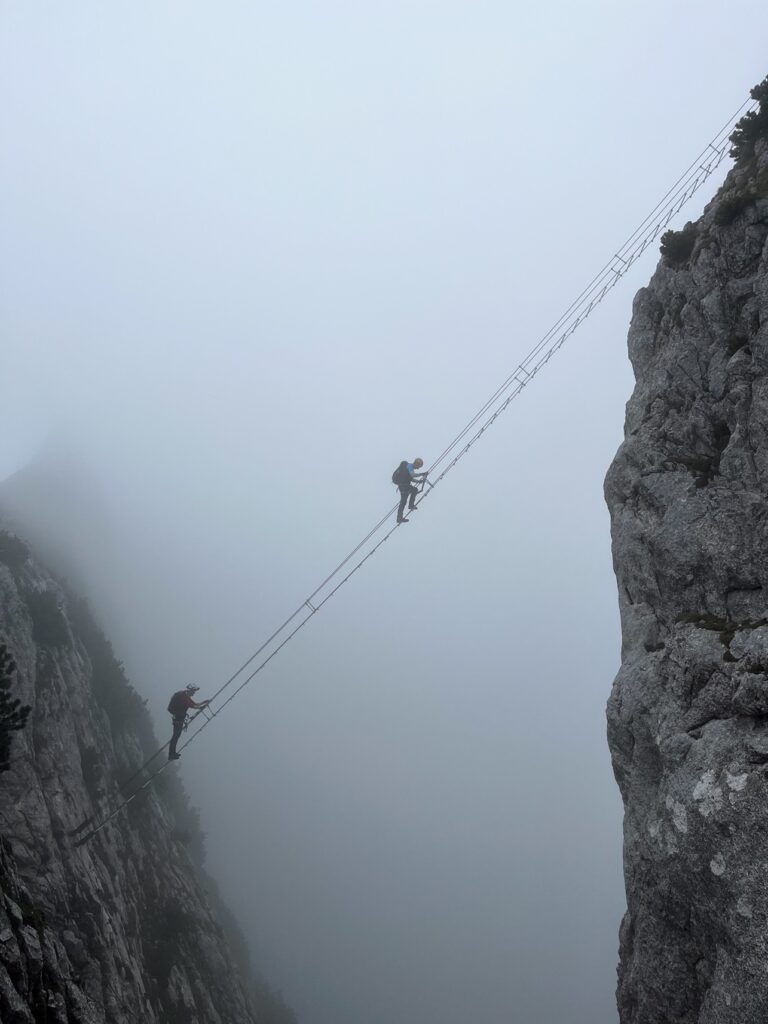 Intersport klettersteig via ferrata Donnerkogel Ausztria túrázás csapattal kalandtúra szervezetten