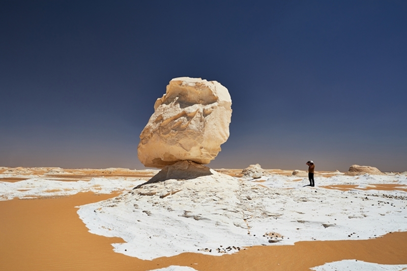 White,Rock,Formations,In,The,Egyptian,Desert,The,White,Desert