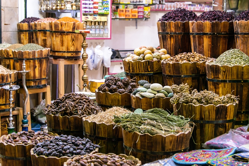 Traditional,Spices,Bazaar,With,Herbs,And,Spices,In,Luxor,Or