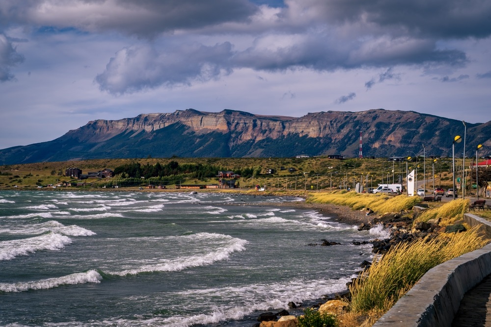 Puerto,Natales,View,Point,With,Mountain,As,Background,And,Sea