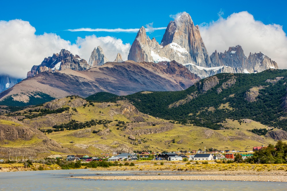 River,Rio,De,Las,Vueltas,Near,El,Chalten,Town,And