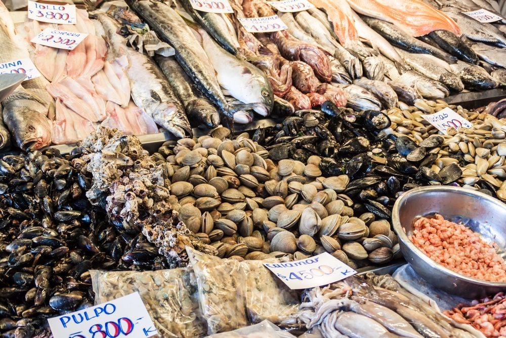 Fresh,Fish,And,Seafood,On,Mercado,Central,Market,In,The