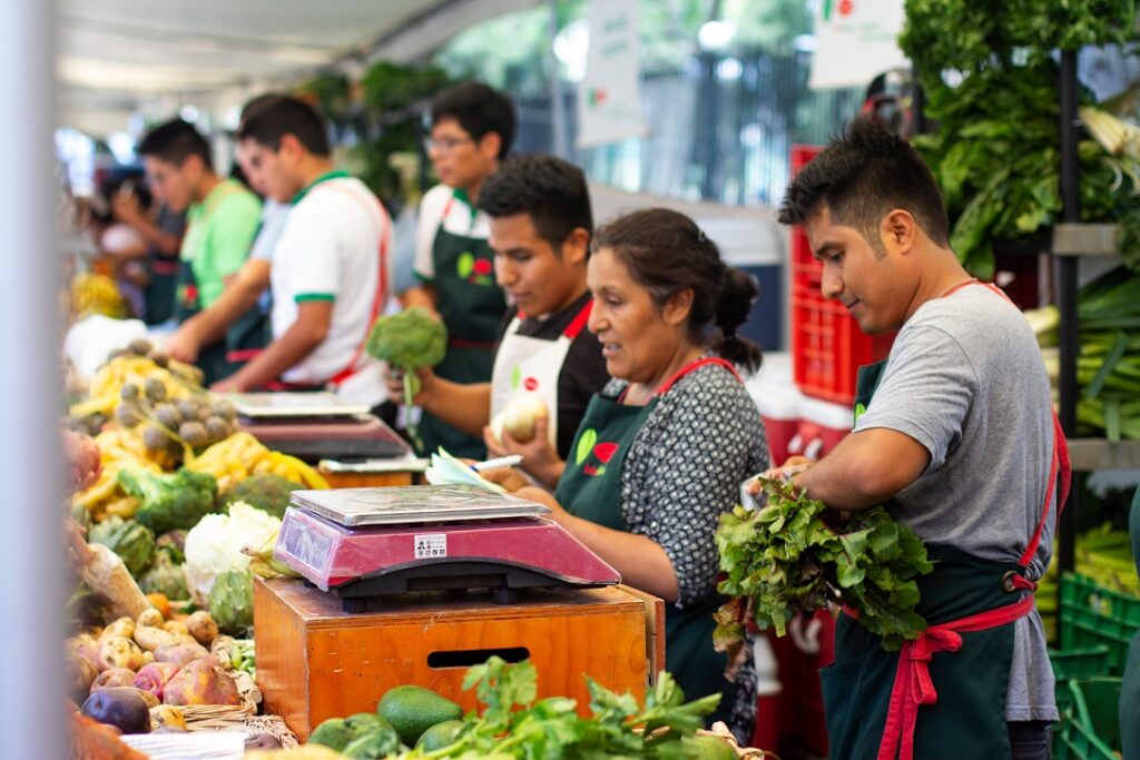 Lima,,Peru,-,February,16,2019:,Workers,Selling,Vegetables,At