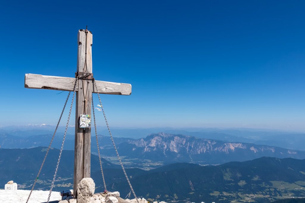 Summit,Cross,Of,Majestic,Mountain,Peak,Mangart,(mangrt),In,Julian